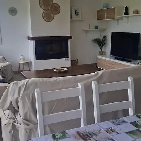 206a Casa Con Tranquilidad Y Naturaleza. *